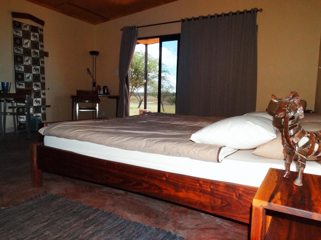 Ovita Wildlife Restcamp Okazize Zimmer foto